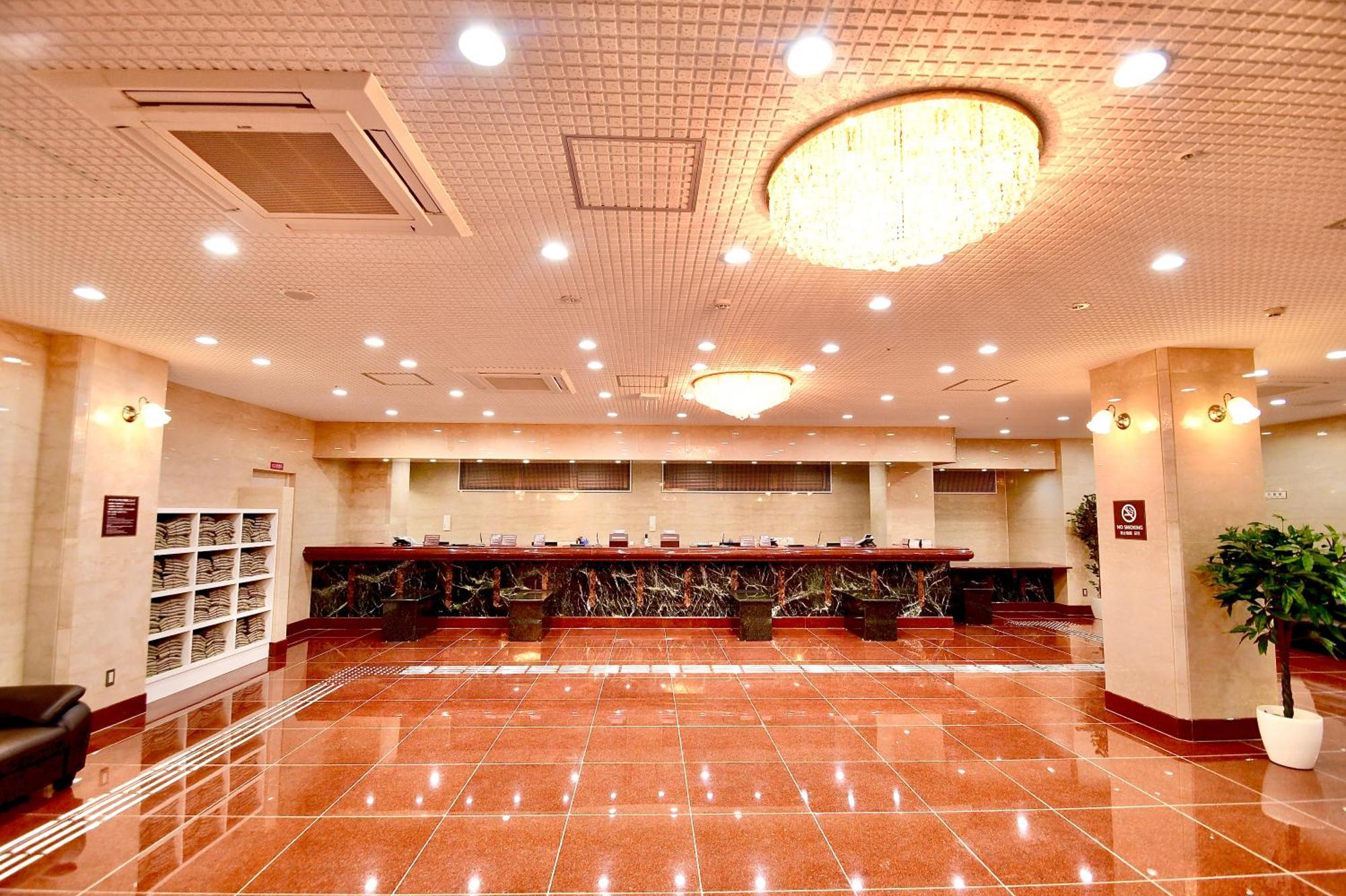 Himeji Ekimae Universal Hotel Minamiguchi Екстер'єр фото