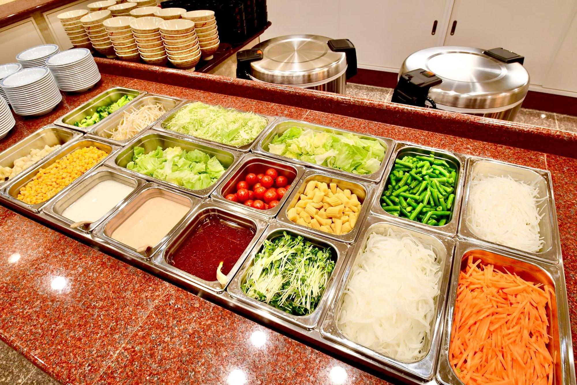 Himeji Ekimae Universal Hotel Minamiguchi Екстер'єр фото